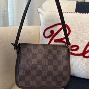 Louis Vuitton Damien Ebene Pochette Accessories